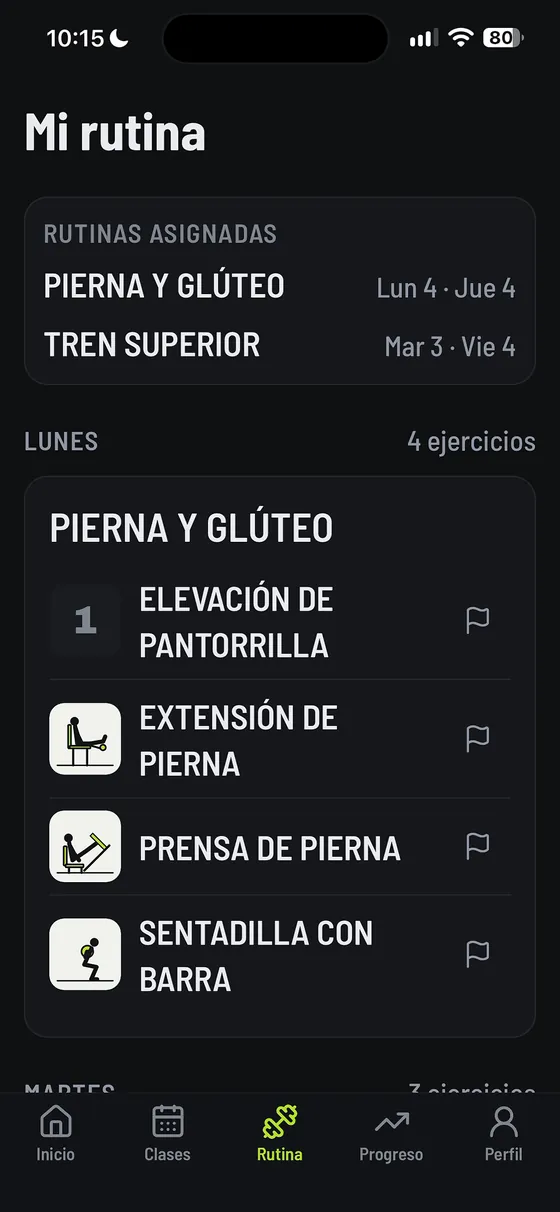 App AdminGYM, rutina del socio: sus rutinas asignadas por día y los ejercicios de pierna y glúteo, cada uno con su imagen.